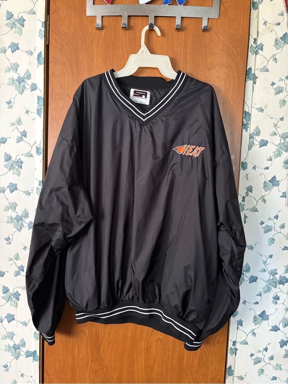 Black 'Heat' Pullover Windbreaker